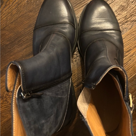 Marc Nolan Navy Buckle boots. NWOT size 9 - Picture 4 of 6